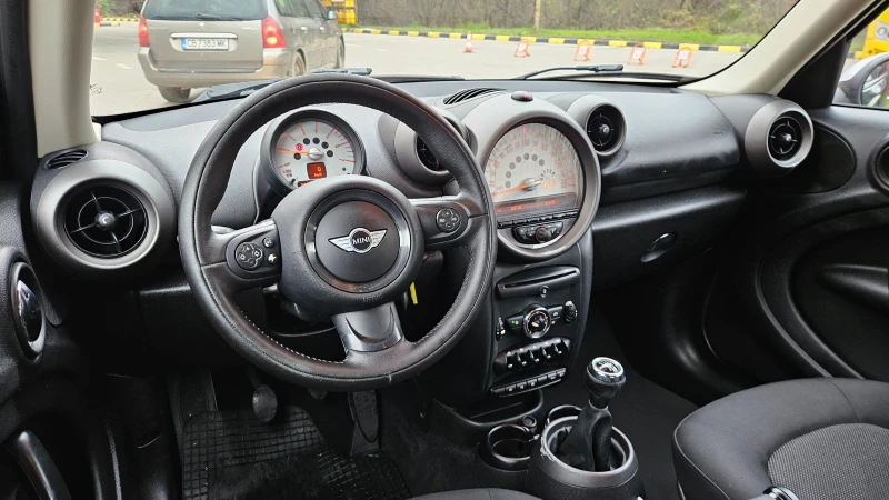 Mini Countryman 2.0D 6skorosti/Klimatron, снимка 11 - Автомобили и джипове - 52656574