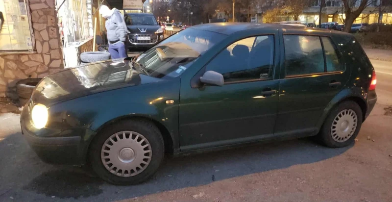 VW Golf GOLF 4, снимка 3 - Автомобили и джипове - 52866836