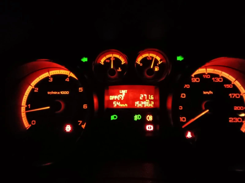 Peugeot 308 SW ПАНОРАМА, снимка 16 - Автомобили и джипове - 53308126