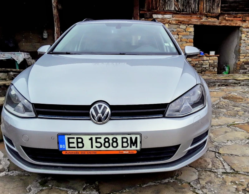VW Golf Variant 2.0 TDI Автоматична, снимка 5 - Автомобили и джипове - 53495364