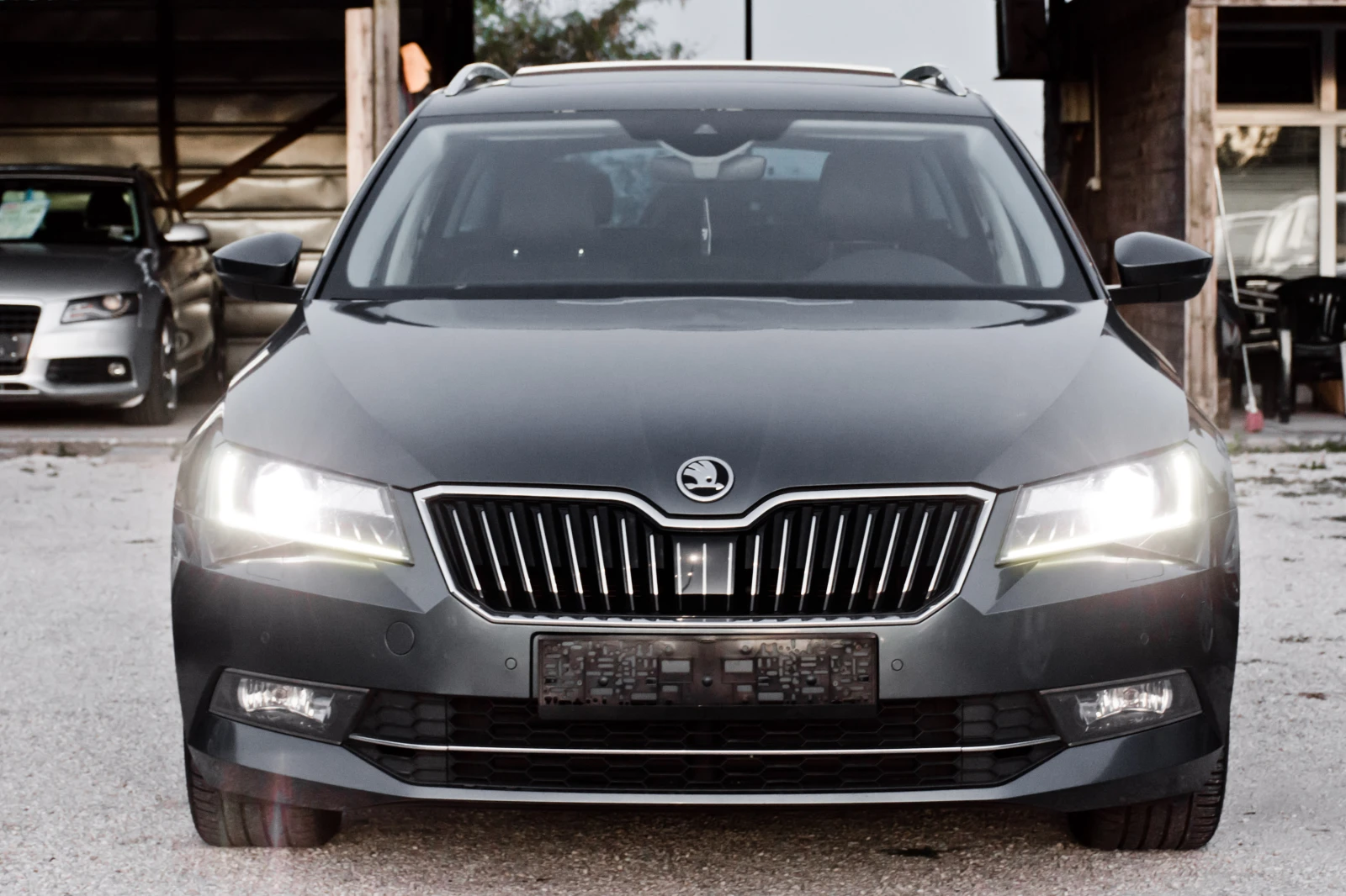 Skoda Superb 2.0tdi 150k.s Full - изображение 2