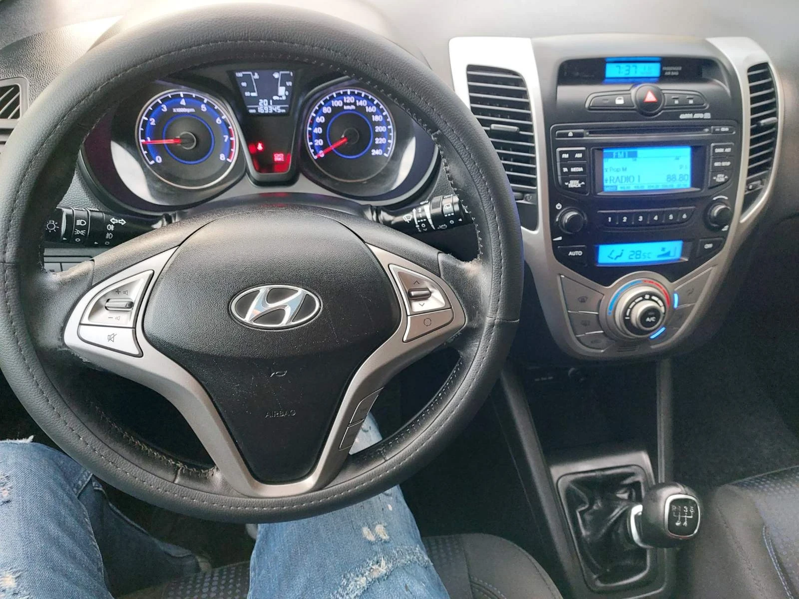 Hyundai Ix20 1.4 - изображение 4