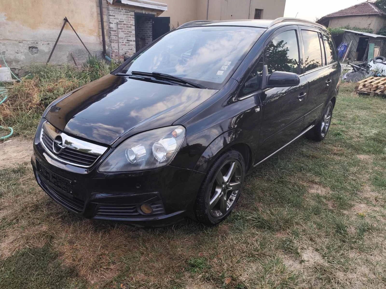 Opel Zafira 2.2 direct - изображение 3