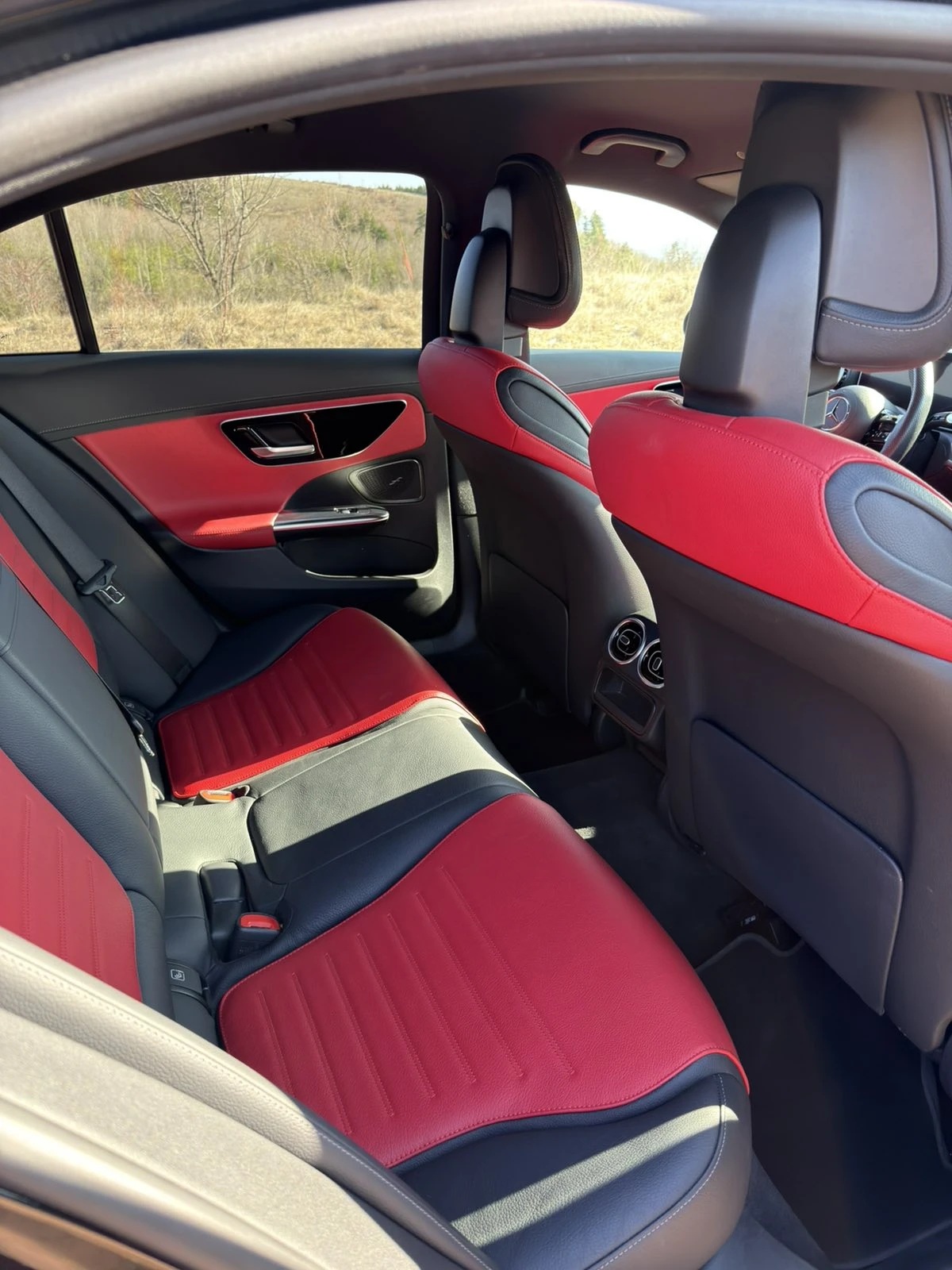 Mercedes-Benz C 300, снимка 12 - Автомобили и джипове - 53816388