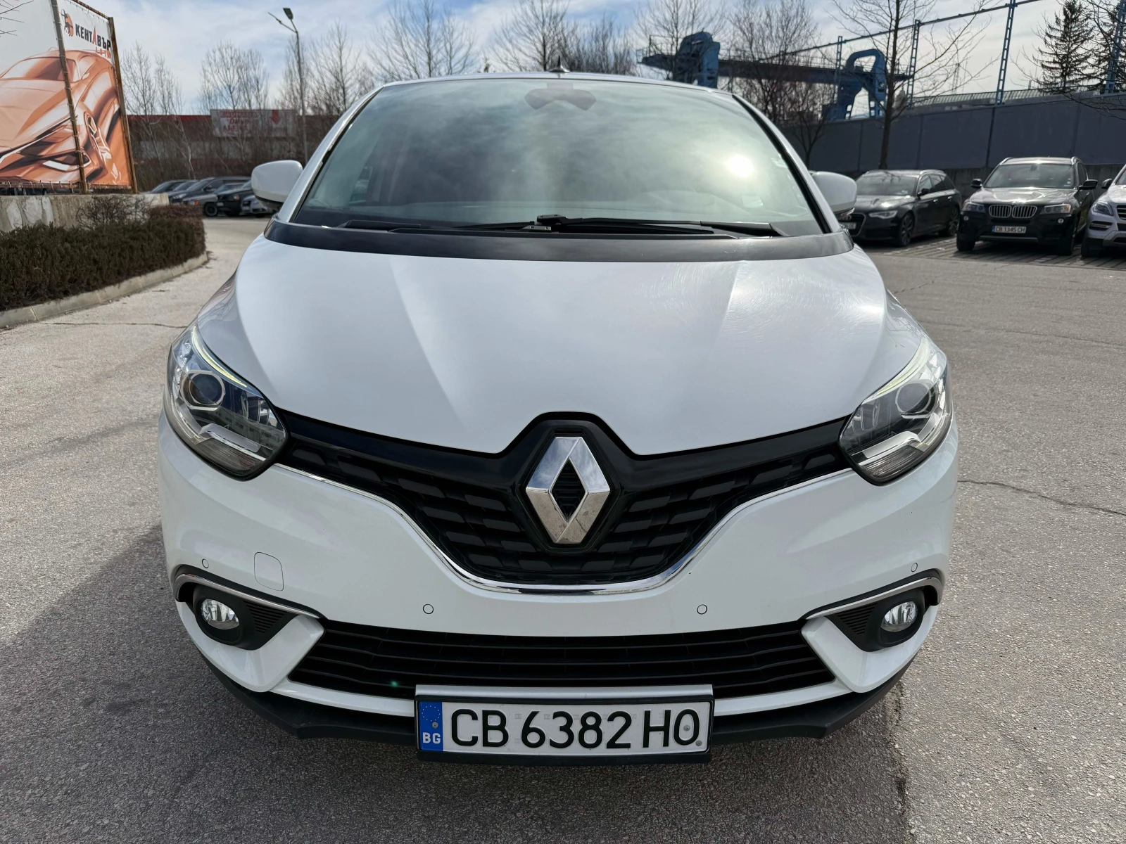 Renault Scenic, снимка 7 - Автомобили и джипове - 53825708