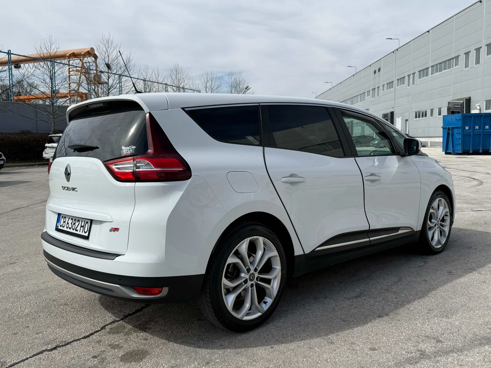 Renault Scenic, снимка 4 - Автомобили и джипове - 53825708