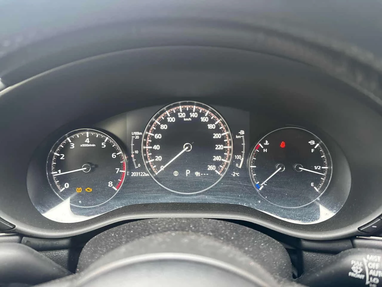 Mazda 3 * GT * 2 КЛЮЧА* PANO* KEYLESS* ПОДГРЕВ* , снимка 8 - Автомобили и джипове - 53830452