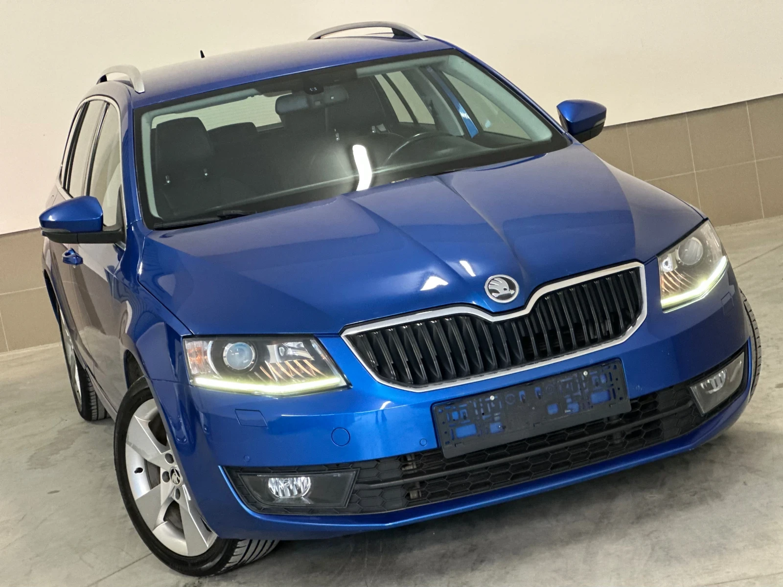 Skoda Octavia Race blue/Metallic/Pack/2.00D/FULL/MAXX/ОБСЛУЖЕН//, снимка 2 - Автомобили и джипове - 53872857