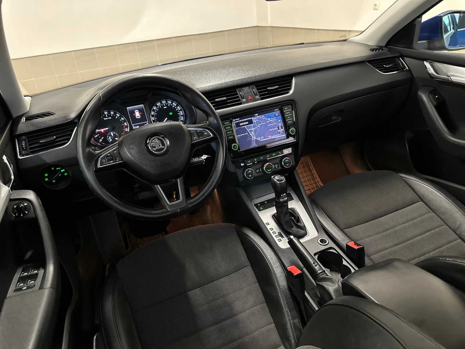 Skoda Octavia Race blue/Metallic/Pack/2.00D/FULL/MAXX/ОБСЛУЖЕН//, снимка 12 - Автомобили и джипове - 53872857