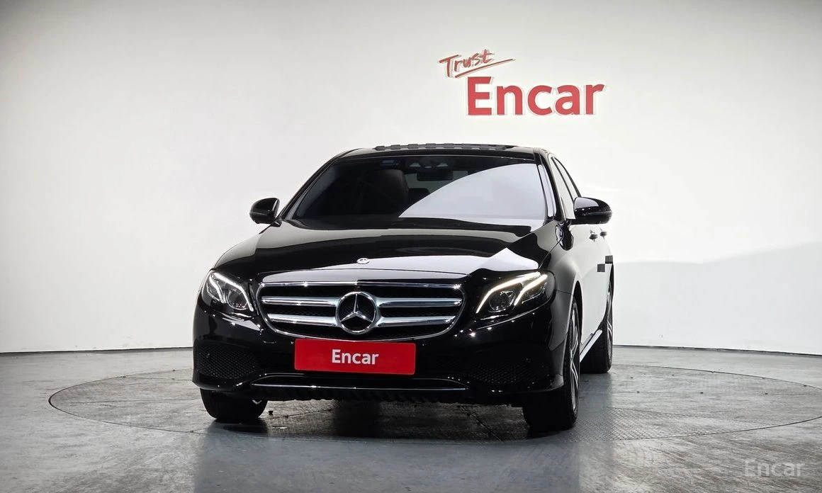 Mercedes-Benz E 300 DIGITAL* BURMESTER* 360 KAM* ПАМЕТ* 4 ПОДГРЕВА* ПА, снимка 2 - Автомобили и джипове - 54041676