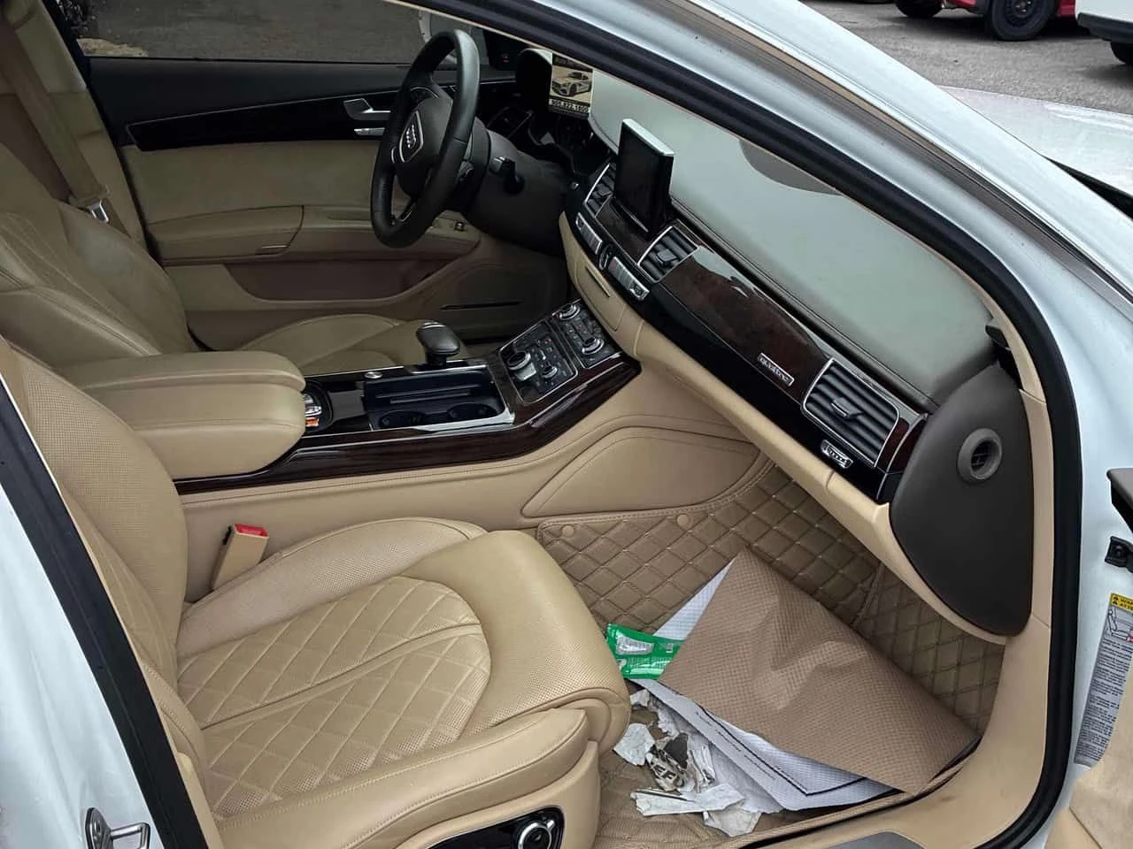 Audi A8 4.0T MATRIX LONG* МАСАЖИ* ДИСТОРНИК* 360 КАМЕРА* , снимка 13 - Автомобили и джипове - 54226641