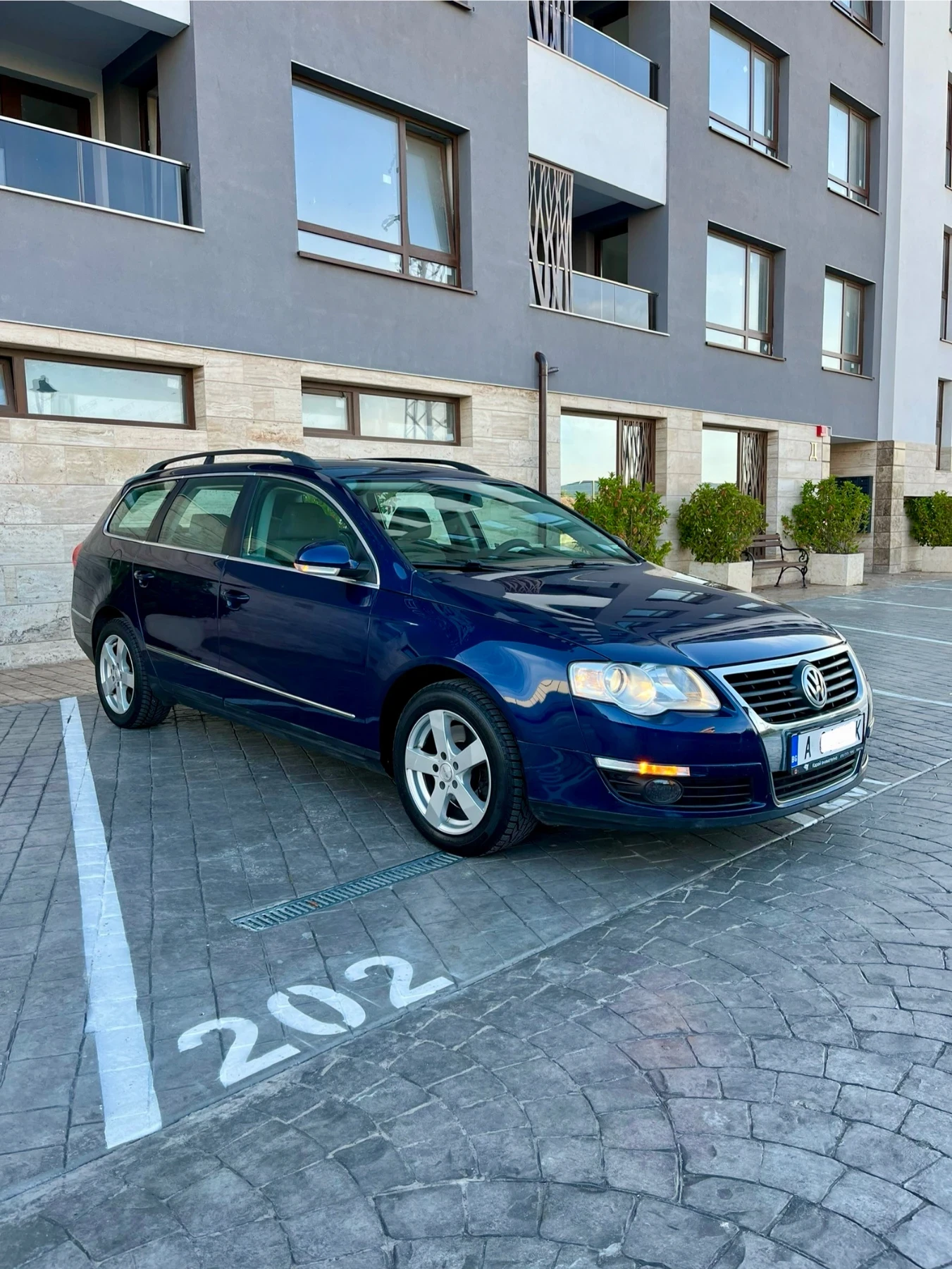 VW Passat 1.9TDI 105кс * Обслужена* ТОП, снимка 2 - Автомобили и джипове - 54610587