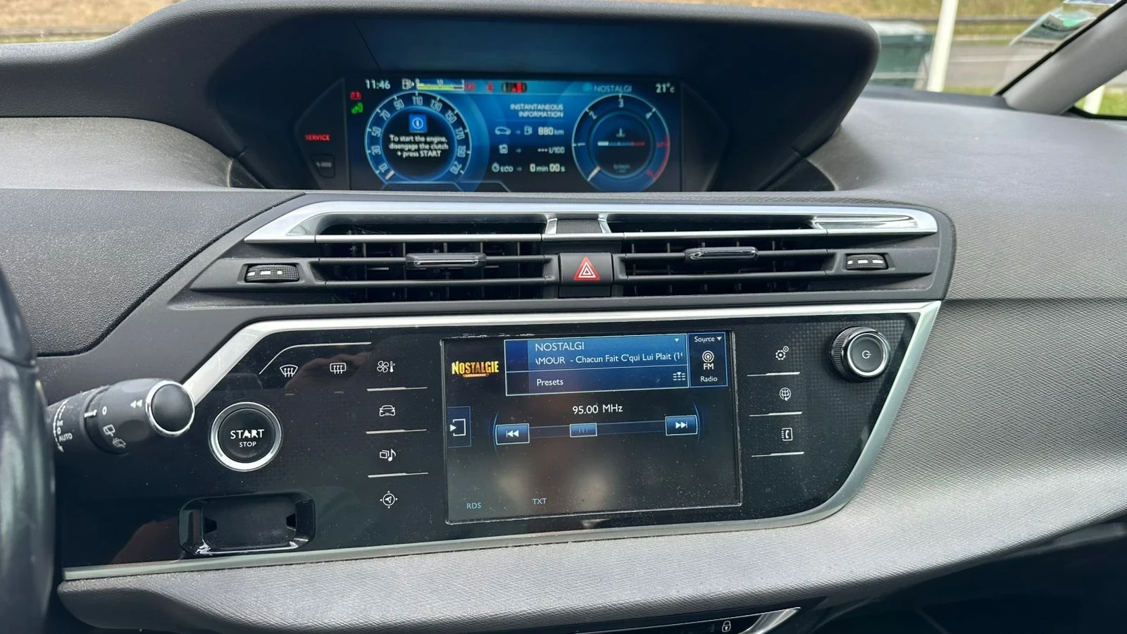 Citroen C4 Picasso, снимка 11 - Автомобили и джипове - 54611089