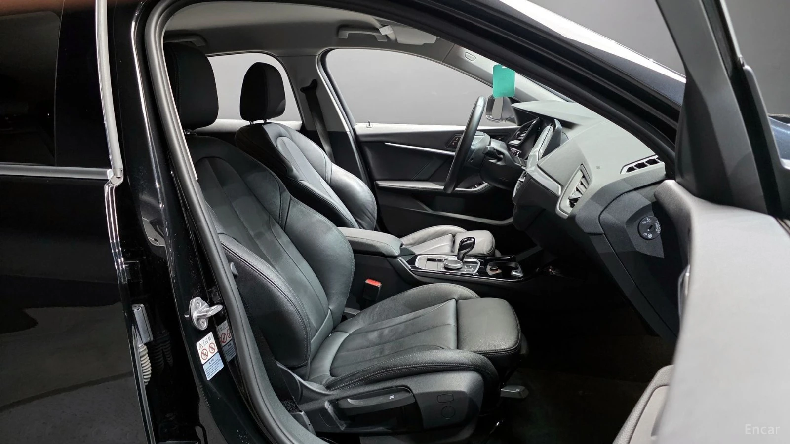 BMW 120 Avantage* КОЖА* НАВИ* КАМЕРА, снимка 8 - Автомобили и джипове - 55467851