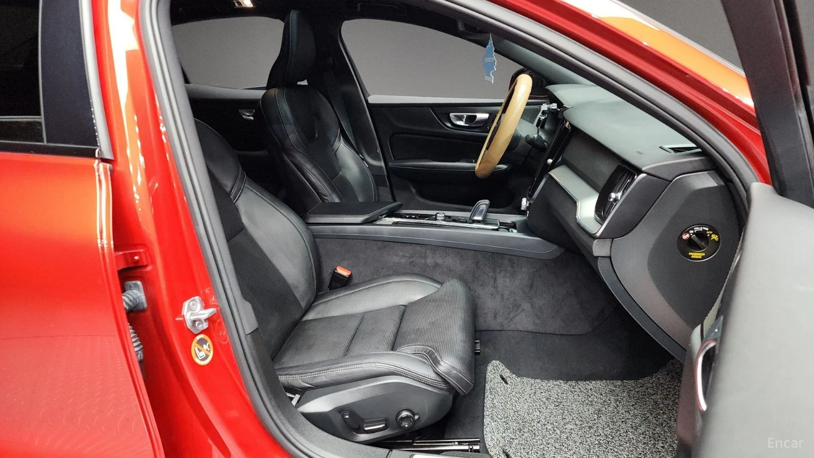 Volvo S60 R-Design* DISTRONIC* ПОДГРЕВ* ОБДУХВАНЕ* HUD* , снимка 9 - Автомобили и джипове - 55504538