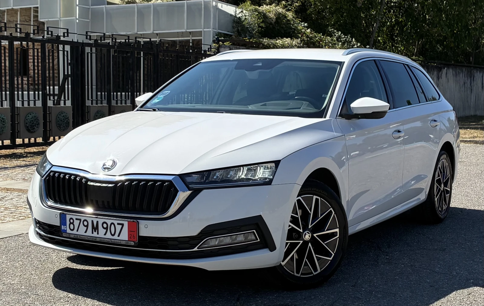 Skoda Octavia 2.0 TDI/150 PS/LED/PDC/ACC/CAMERA, снимка 1 - Автомобили и джипове - 55985203