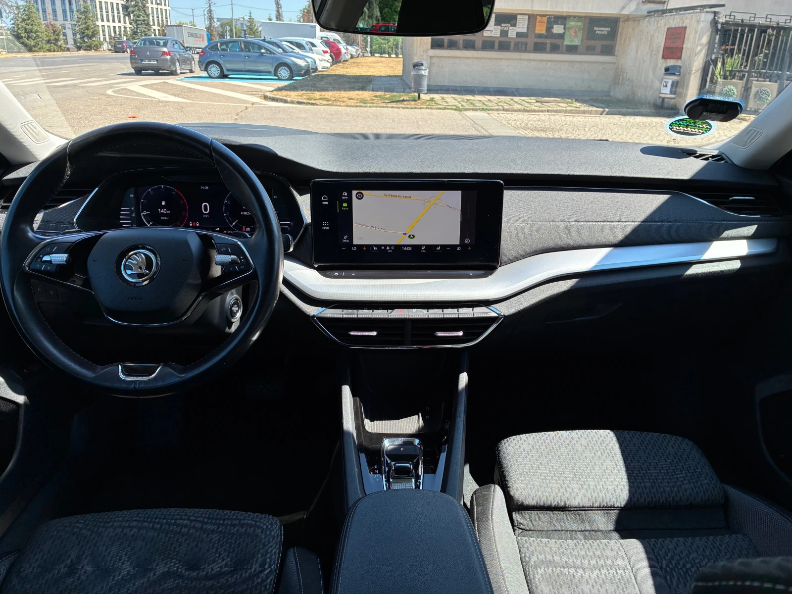 Skoda Octavia 2.0 TDI/150 PS/LED/PDC/ACC/CAMERA, снимка 9 - Автомобили и джипове - 55985203