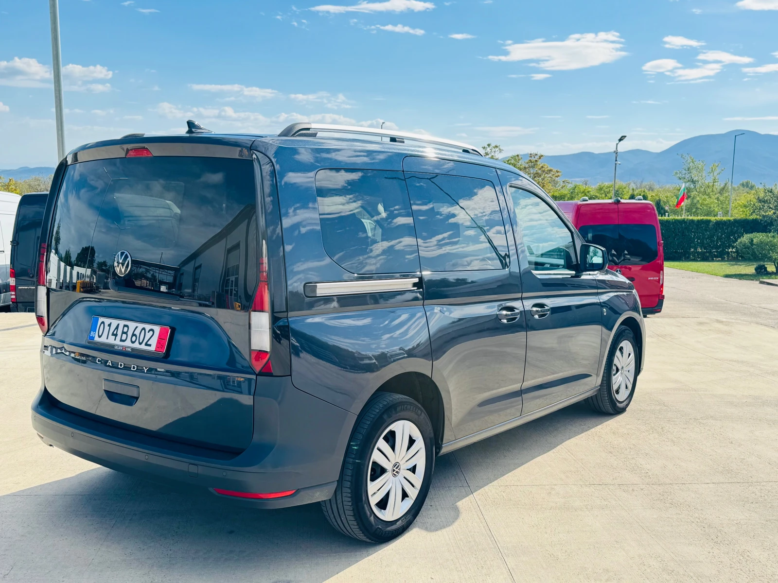 VW Caddy Немски!2.0!Климатр.ТОП!Чисто нов!, снимка 3 - Автомобили и джипове - 56257857