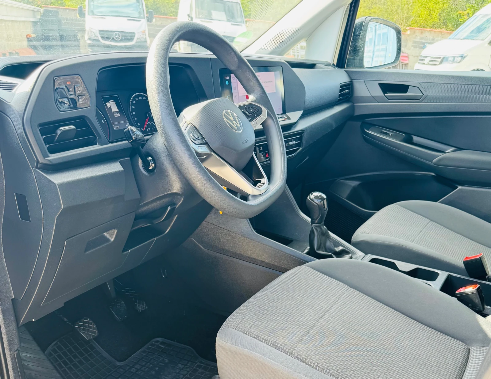 VW Caddy Немски!2.0!Климатр.ТОП!Чисто нов!, снимка 9 - Автомобили и джипове - 56257857