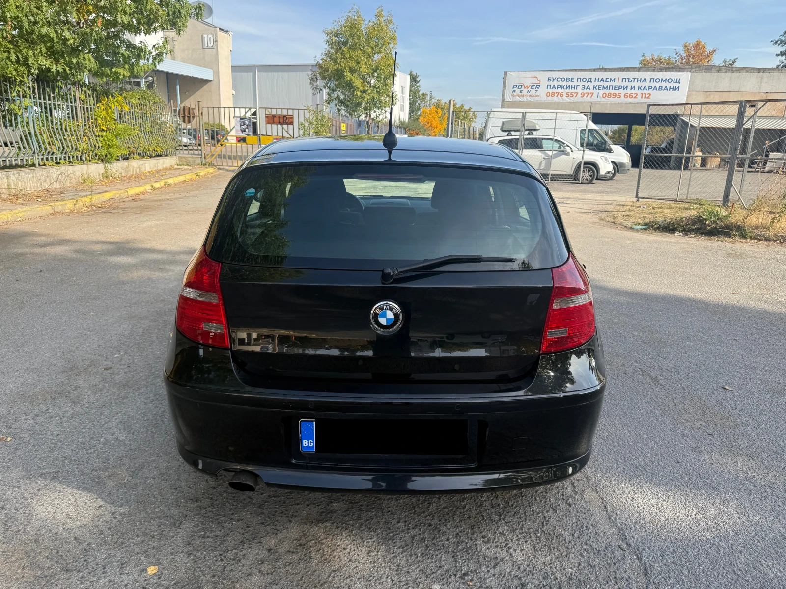 BMW 118 i Facelift, снимка 8 - Автомобили и джипове - 56562572