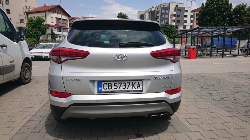 Hyundai Tucson, снимка 2 - Автомобили и джипове - 47490903