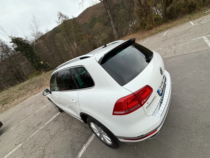 VW Touareg 3.0 TDI R.line, снимка 6 - Автомобили и джипове - 52588419