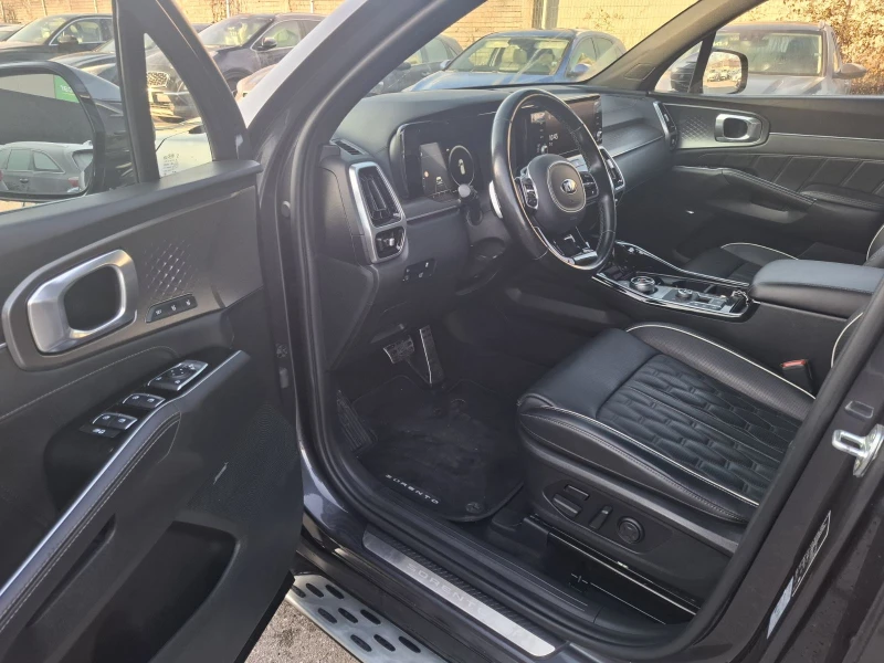 Kia Sorento 1.6 HEV Limited, снимка 9 - Автомобили и джипове - 53518801