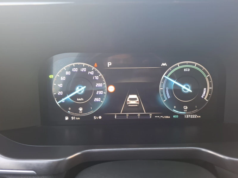 Kia Sorento 1.6 HEV Limited, снимка 10 - Автомобили и джипове - 53518801