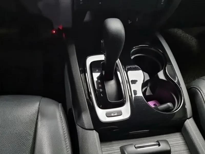 Honda Pilot 3.5, снимка 11 - Автомобили и джипове - 55953058