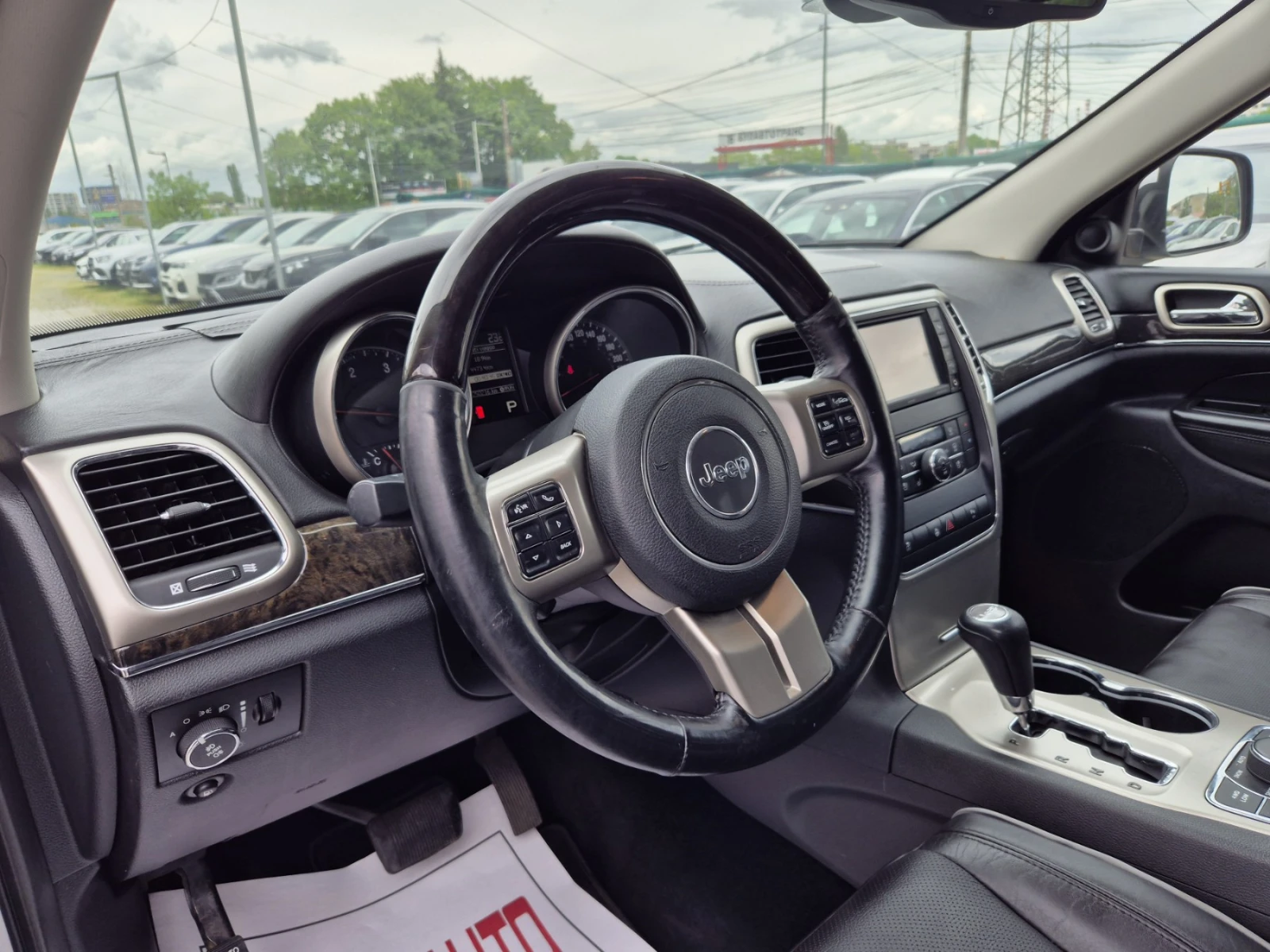 Jeep Grand cherokee 3.0D-OVERLAND-ПАНОРАМА - изображение 8