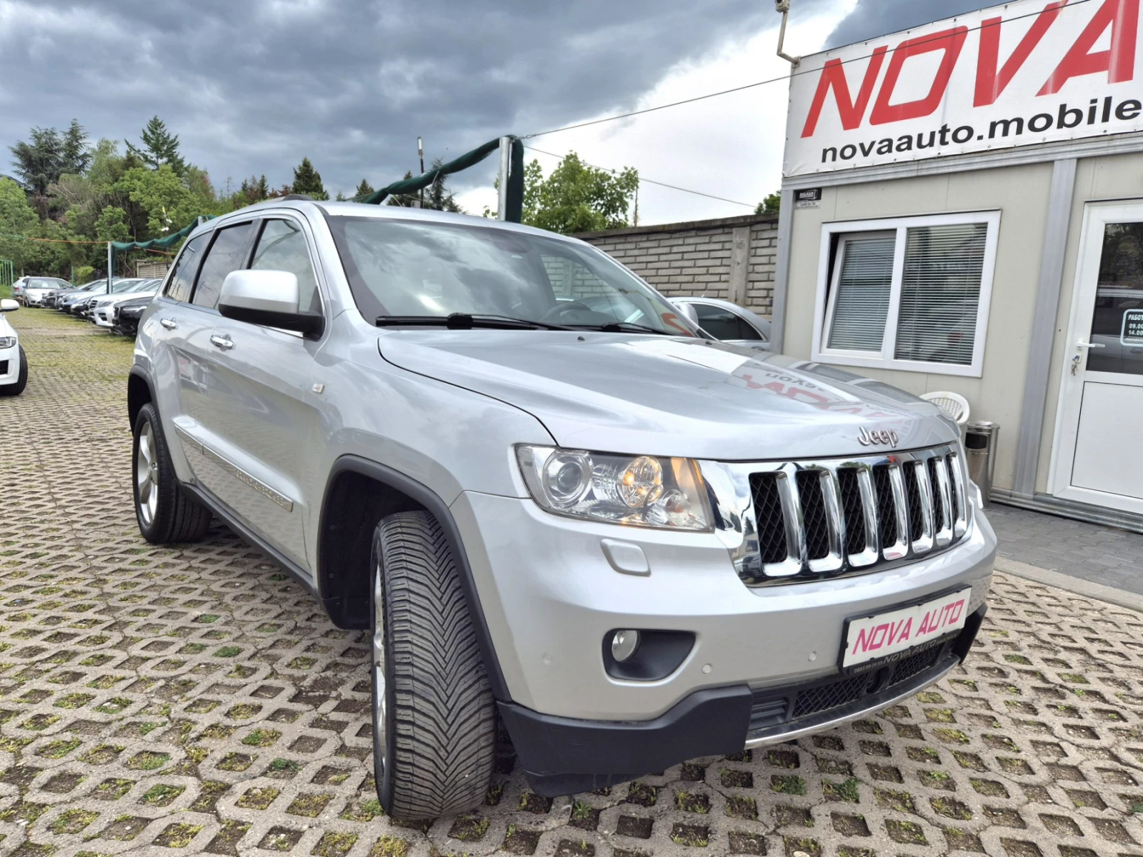 Jeep Grand cherokee 3.0D-OVERLAND-ПАНОРАМА - изображение 5