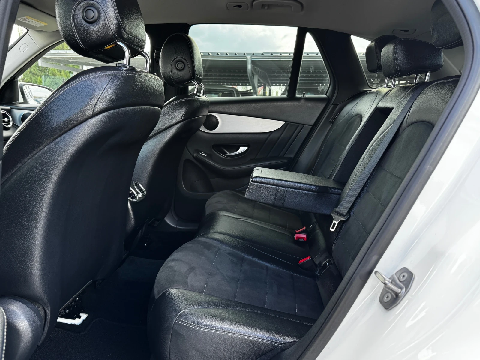 Mercedes-Benz GLC 250 4Matic - изображение 9