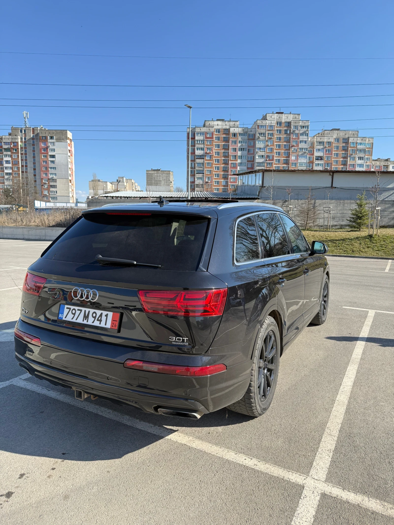 Audi Q7, снимка 3 - Автомобили и джипове - 53818384