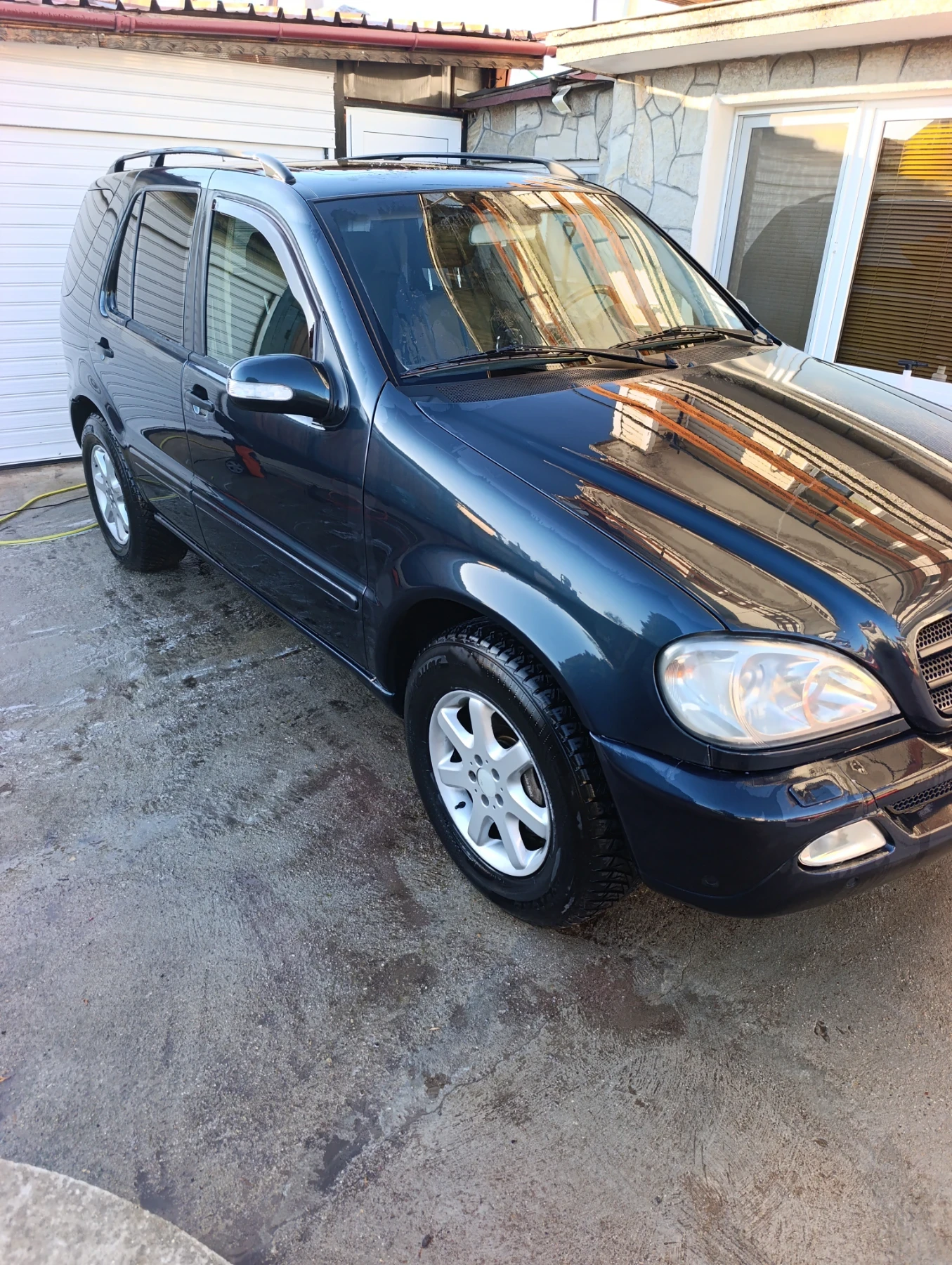 Mercedes-Benz ML 270, снимка 2 - Автомобили и джипове - 54499848