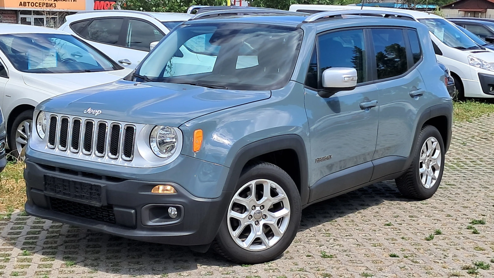 Jeep Renegade РЕАЛ КМ ИЗКЛЮЧИТЕЛНО СЕРВ КНИЖ УНИКТ ПАНОРАМ КАМЕР