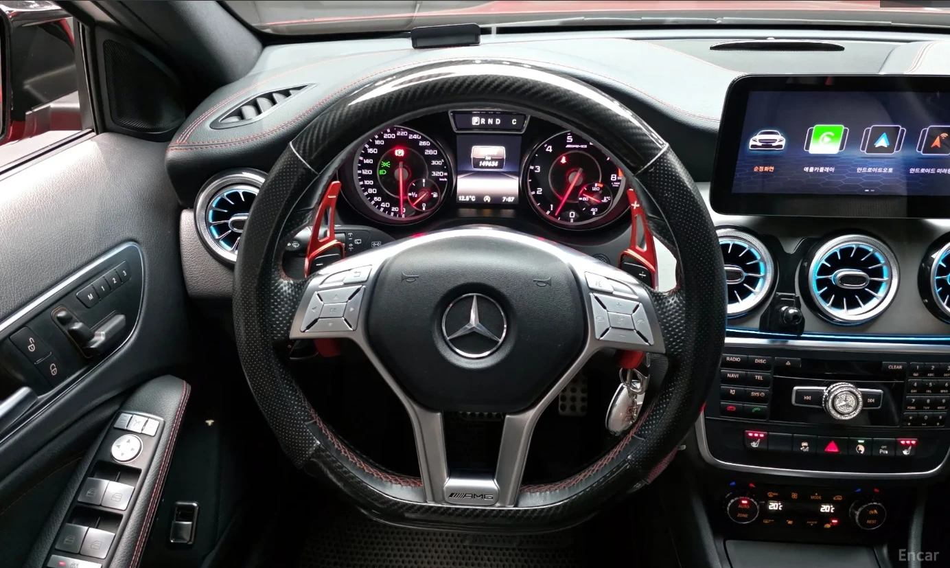Mercedes-Benz GLA 45 AMG КАМЕРИ/ CARPLAY/ ШИБИДАХ , снимка 8 - Автомобили и джипове - 54681410