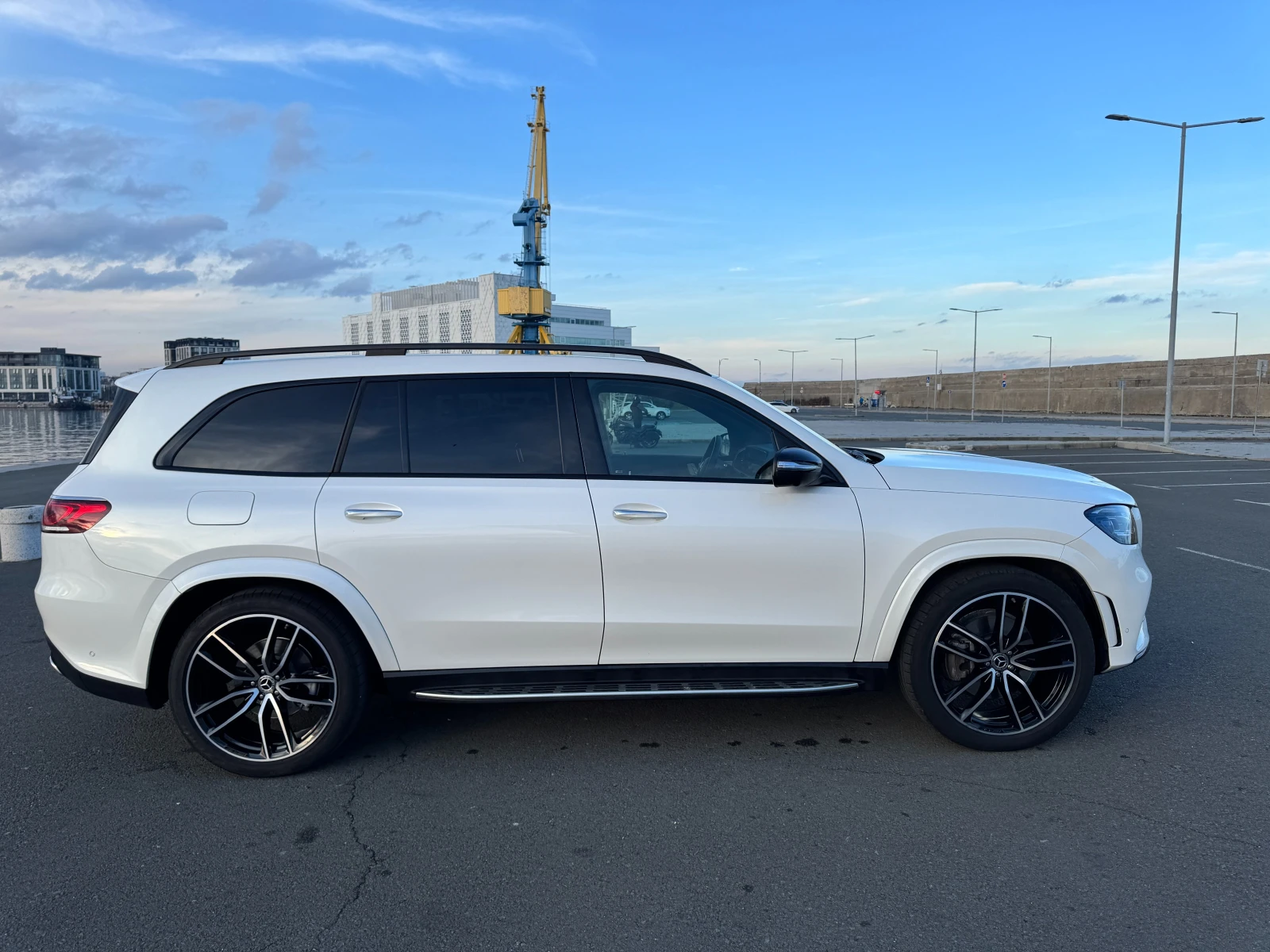 Mercedes-Benz GLS 400 d 4-Matic AMG Night Package, снимка 6 - Автомобили и джипове - 54739588