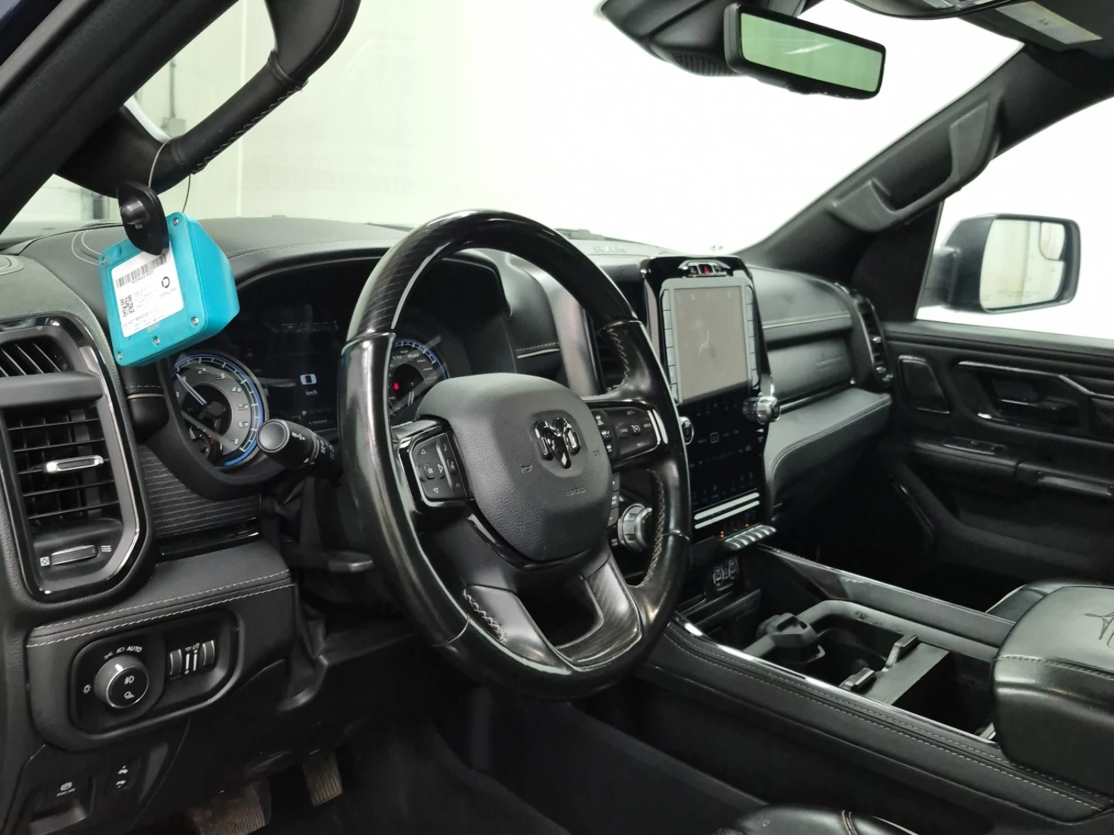Dodge RAM 1500 Limited/5.7/AWD/H&K/Lane Assist/Blind Spot/Обдух, снимка 13 - Автомобили и джипове - 54943223