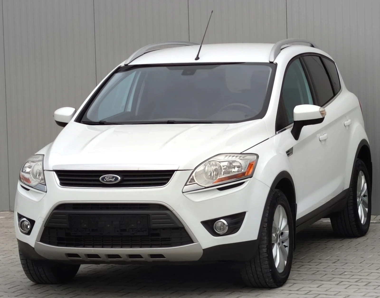 Ford Kuga 2.0TDCI* 136к.с* 4х4* , снимка 3 - Автомобили и джипове - 55338015