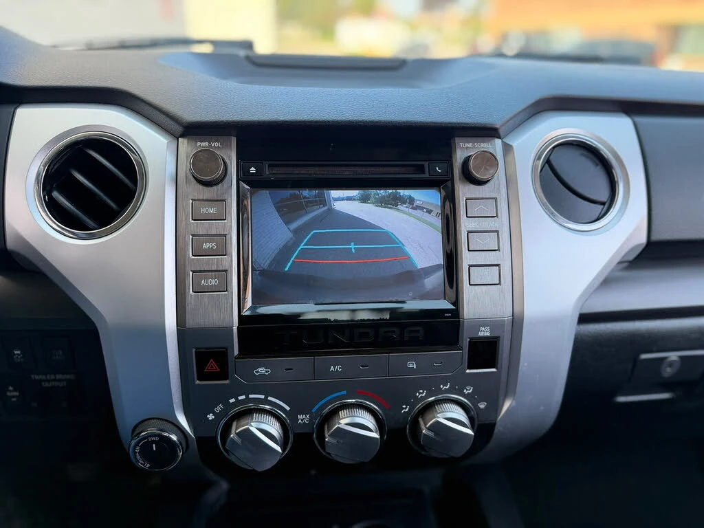 Toyota Tundra SR5* 5.7* DOUBLE CAB* 4X4, снимка 17 - Автомобили и джипове - 55464857