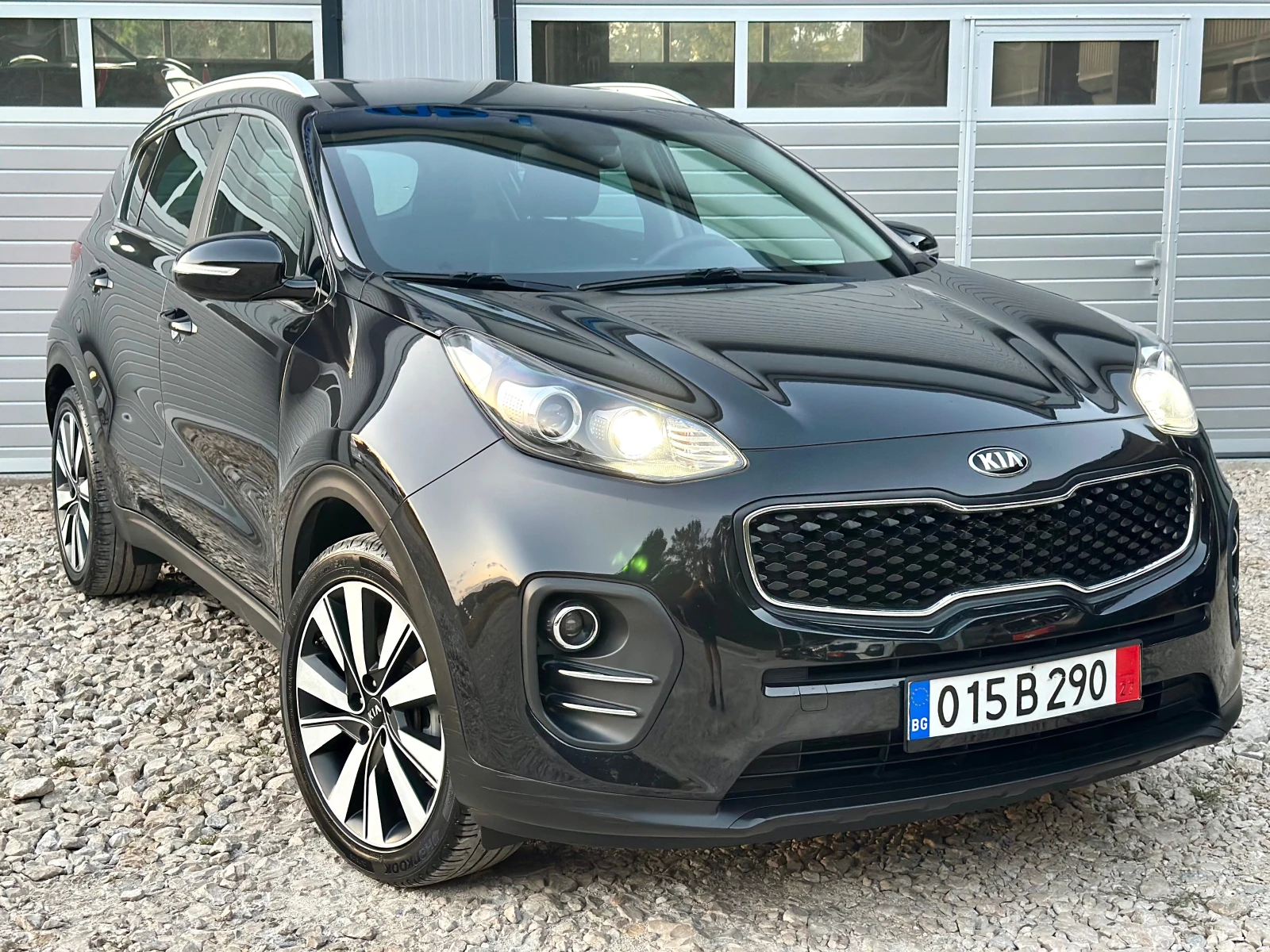 Kia Sportage 1.7CRDI 141кс АВТОМАТ CARPLAY НАВИ СЕРВИЗНА КНИЖКА