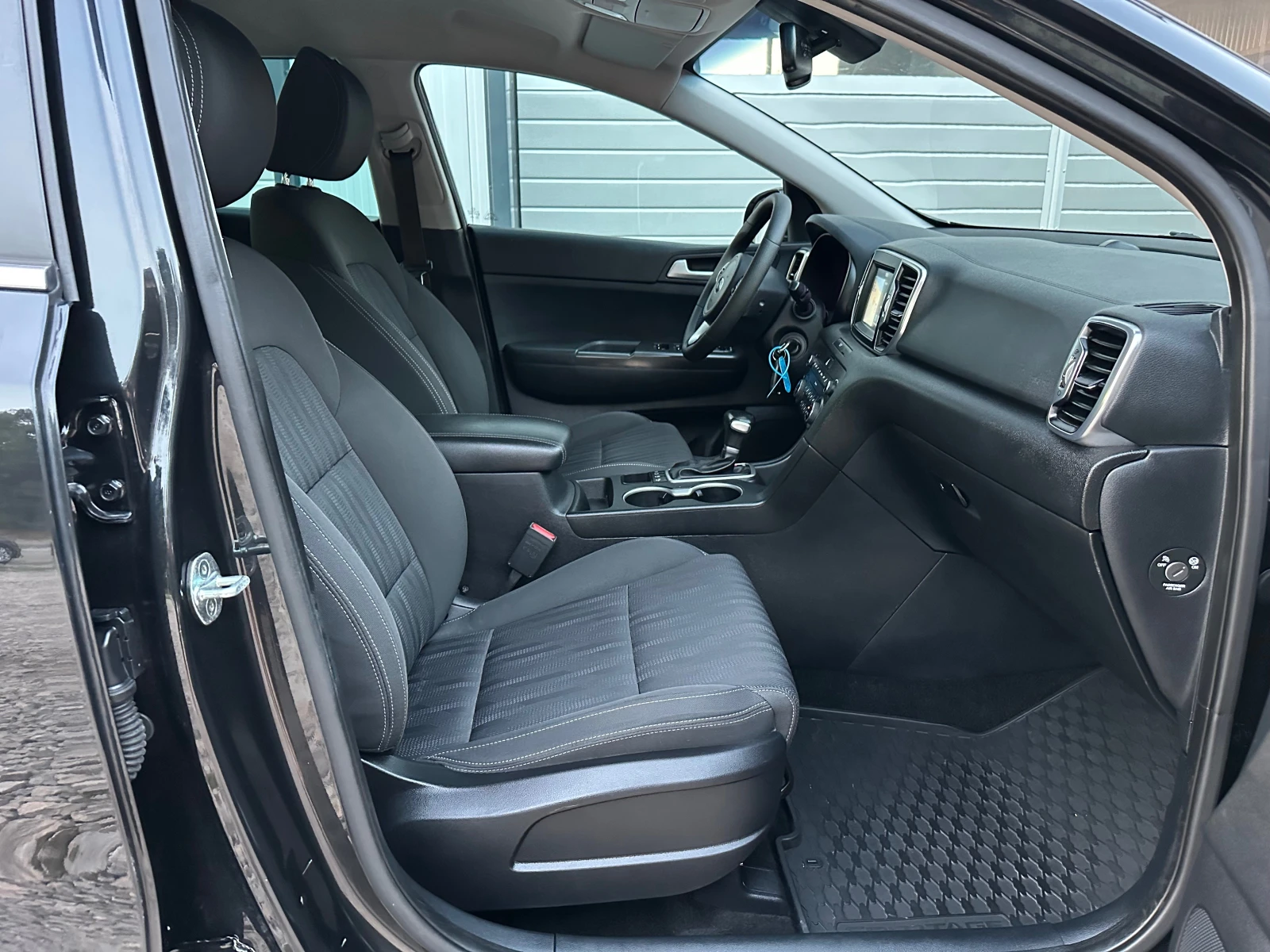 Kia Sportage 1.7CRDI 141�� ������� CARPLAY ���� �������� ������ | Mobile.bg � ����������� 9