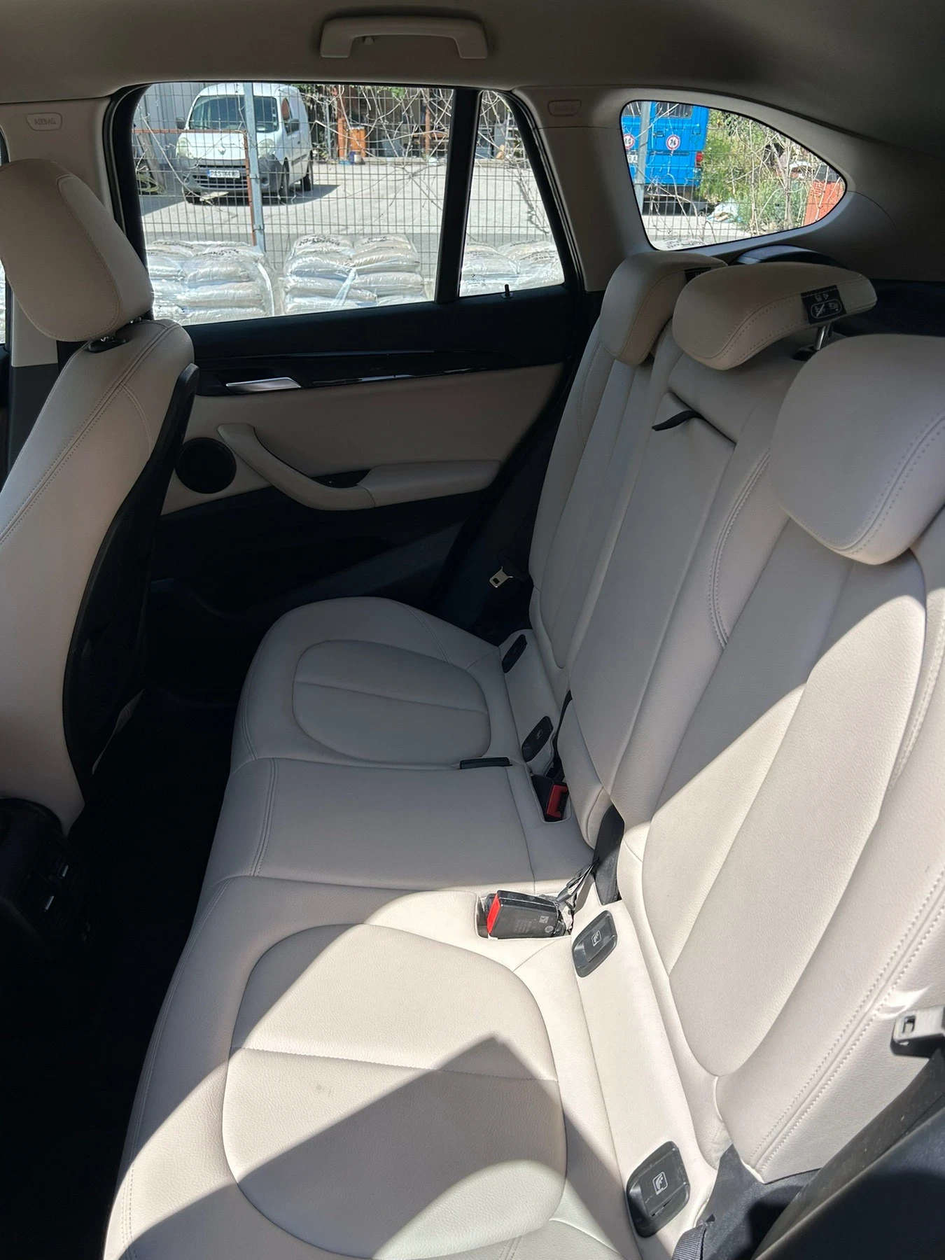 BMW X1, снимка 12 - Автомобили и джипове - 55843874