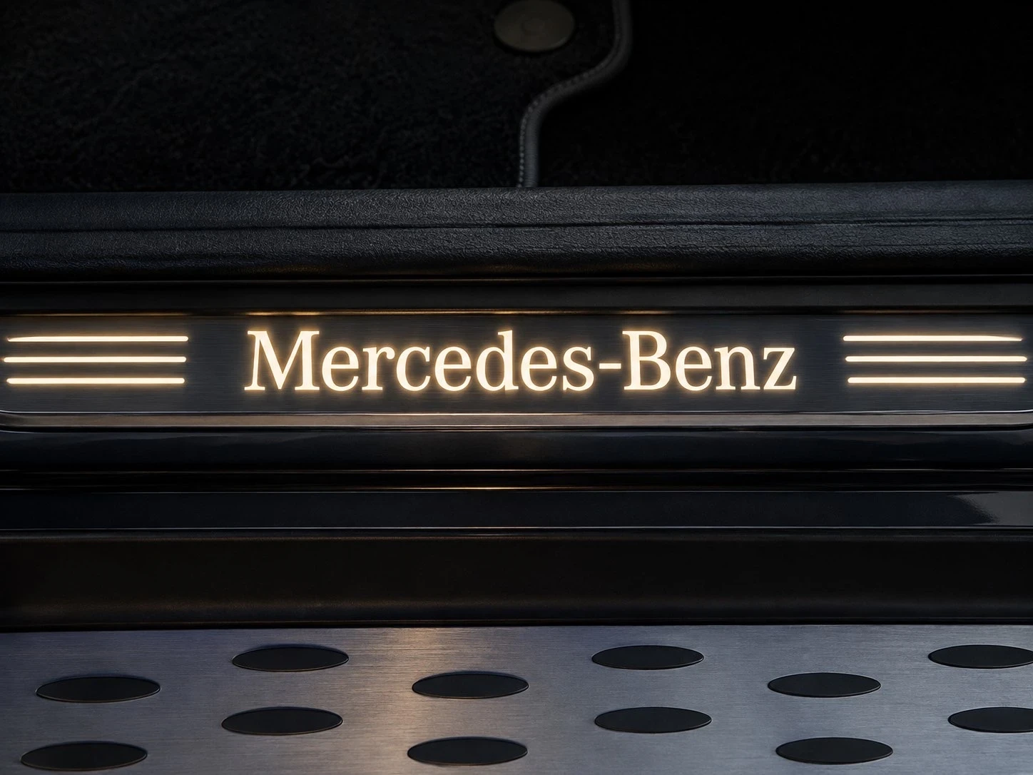 Mercedes-Benz GLC PANO* KOJA* AMBIENT* CHISTO NOVA* , снимка 16 - Автомобили и джипове - 56334631