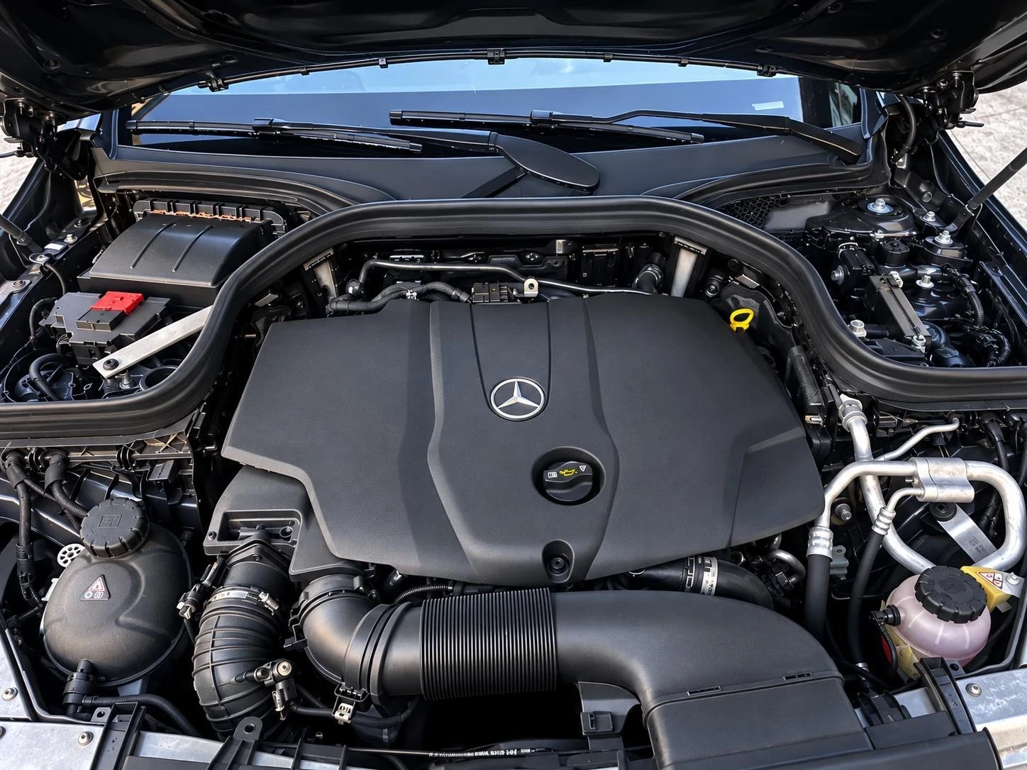 Mercedes-Benz GLC PANO* KOJA* AMBIENT* CHISTO NOVA* , снимка 15 - Автомобили и джипове - 56334631
