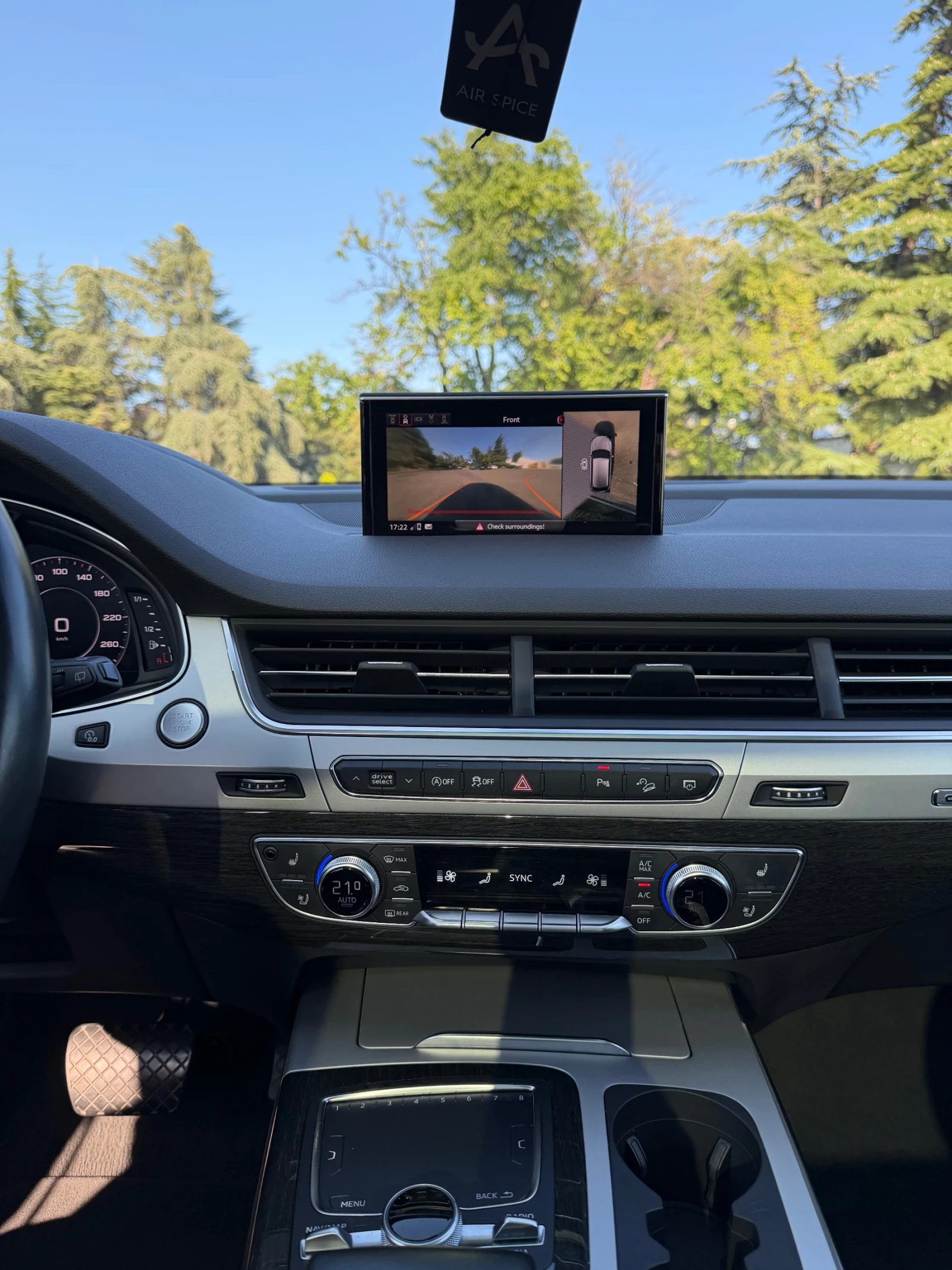 Audi Q7, снимка 6 - Автомобили и джипове - 56523799