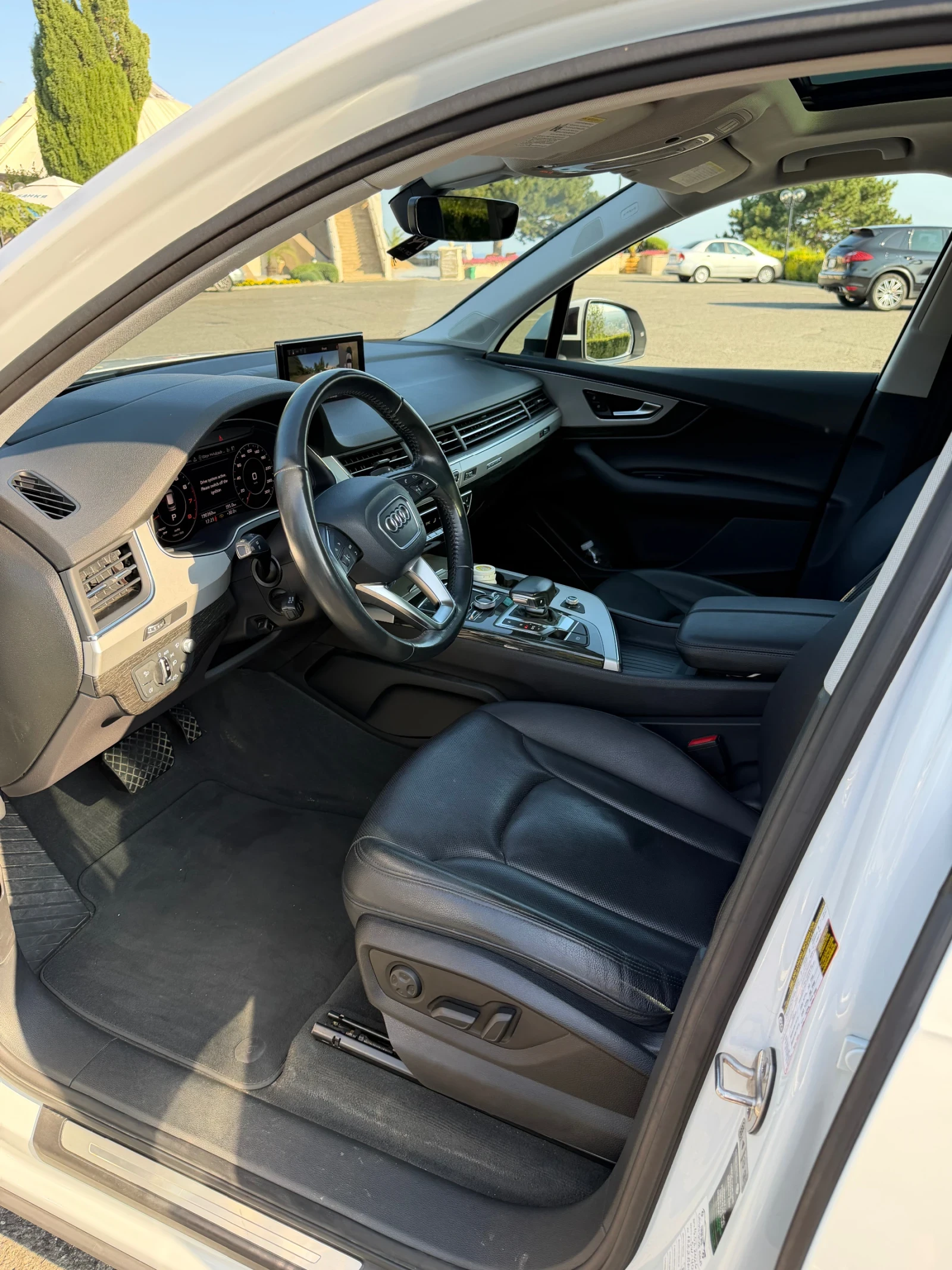 Audi Q7, снимка 4 - Автомобили и джипове - 56523799