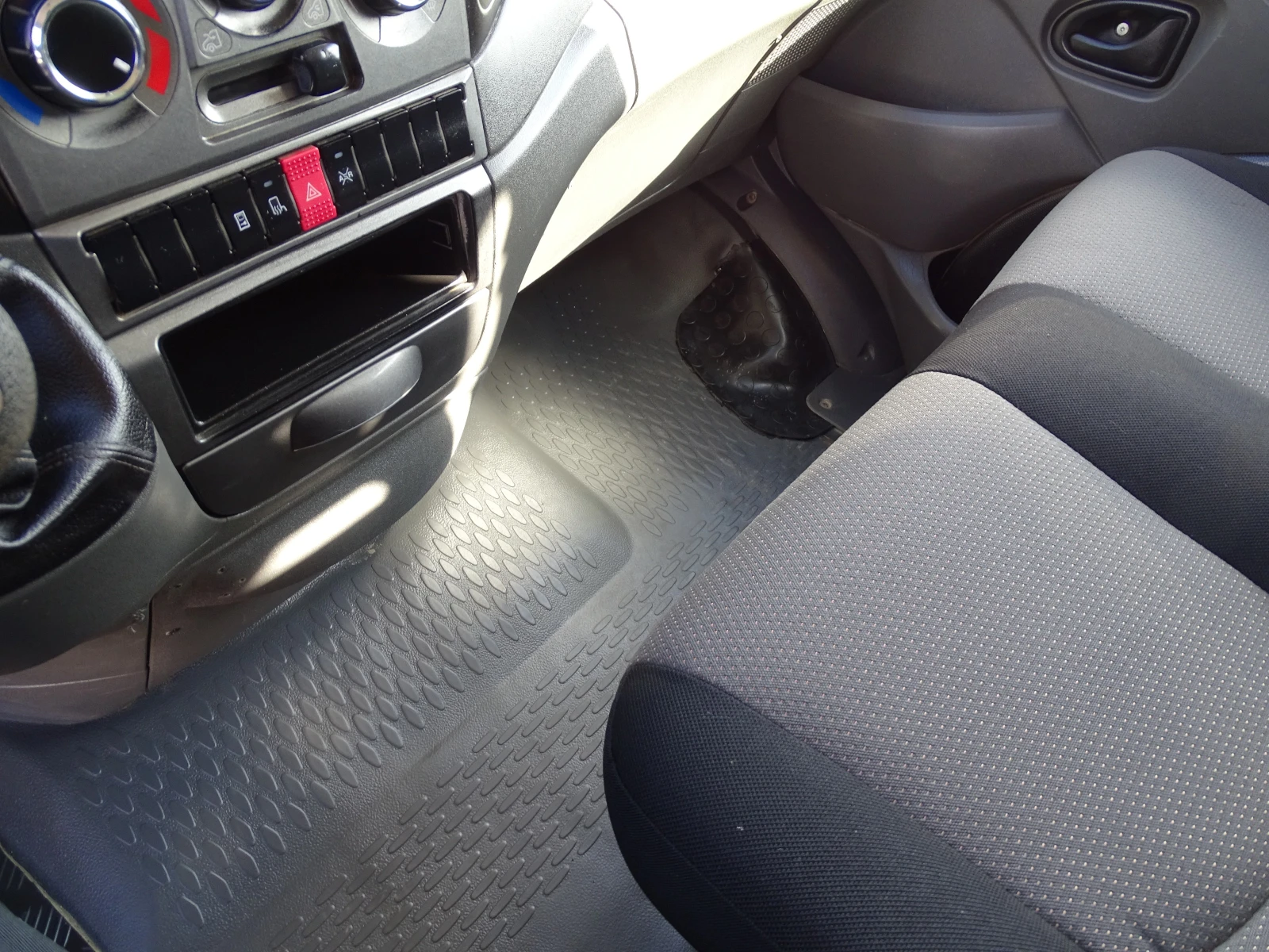 Iveco 35c15  ���. * �* 7-�����  | Mobile.bg � ����������� 12