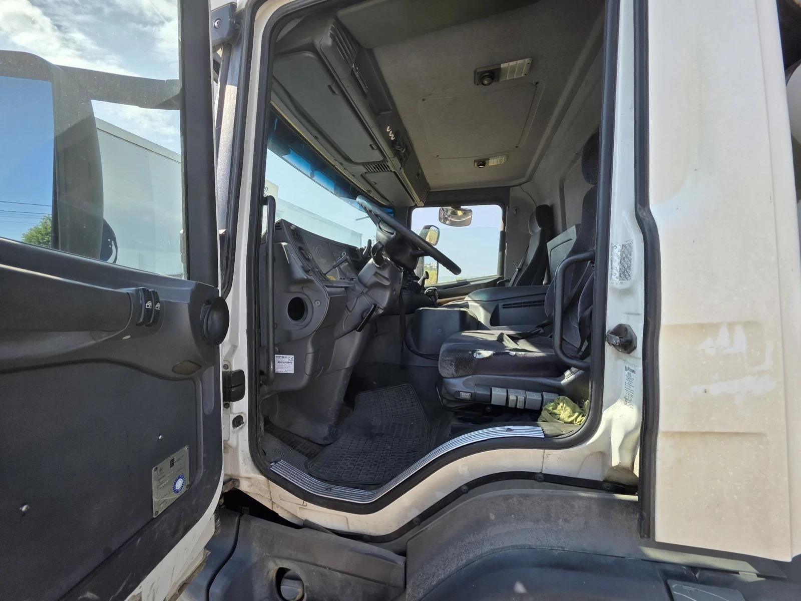 Scania P Хладилен МЕТAН / CNG, 26 t, 6х2 - изображение 8