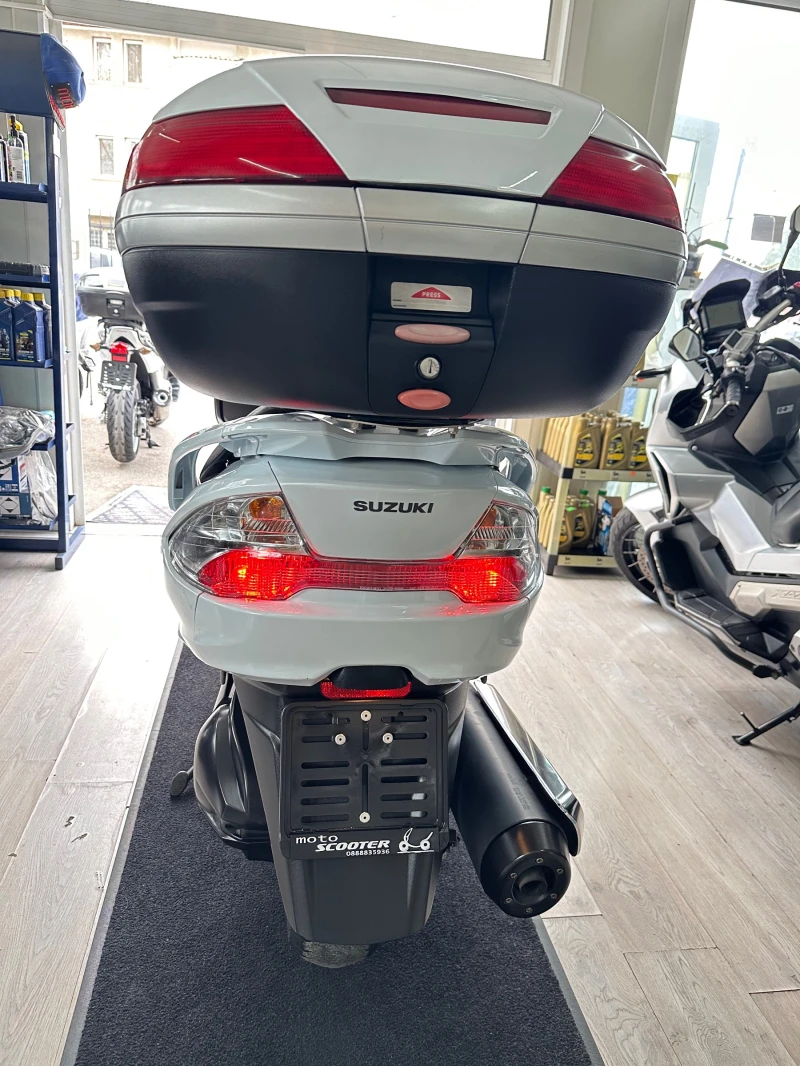 Suzuki Burgman 400i ABS 07.2016г., снимка 14 - Мотоциклети и мототехника - 52309436